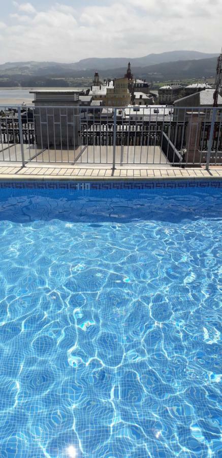 Apartamento Atico céntrico con piscina comunitaria Ribadeo Exterior foto